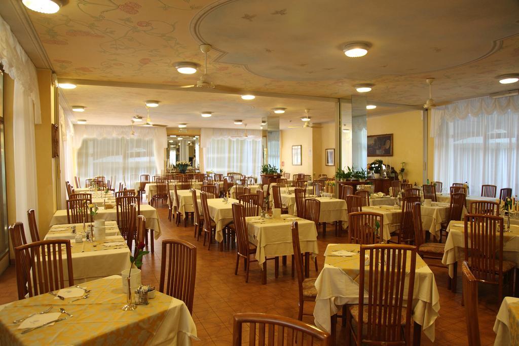 Hotel Diana Grado Luaran gambar