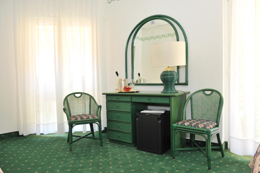 Hotel Diana Grado Luaran gambar