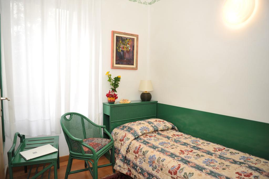 Hotel Diana Grado Luaran gambar